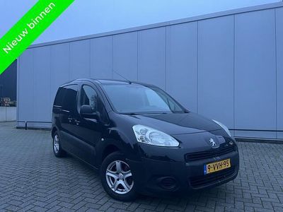 Zwart Gebruikt 2012 Peugeot Partner MPV | € 2.599 (Eerlijke prijs)