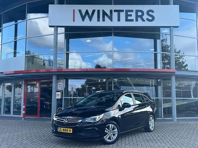Zwart Gebruikt 2019 Opel Astra Edition Stationwagen | € 13.300 (Eerlijke prijs)