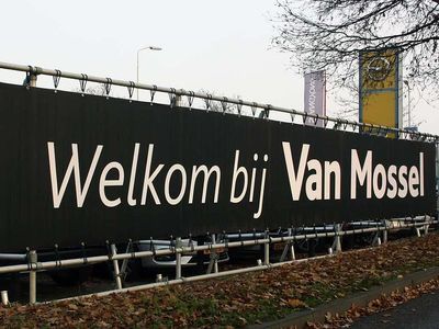 Blauw Nieuw 2025 Opel Grandland X Business Edition SUV | € 49.999 (Eerlijke prijs)