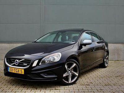 Zwart Occasion 2012 Volvo S60 R-Design Sedan | € 8.450 (Eerlijke prijs)