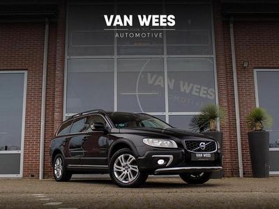 Zwart, metallic lak Occasion 2015 Volvo XC70 Momentum SUV | € 16.950 (Duur)