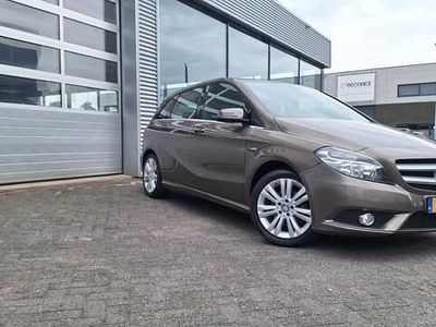 Mercedes B200