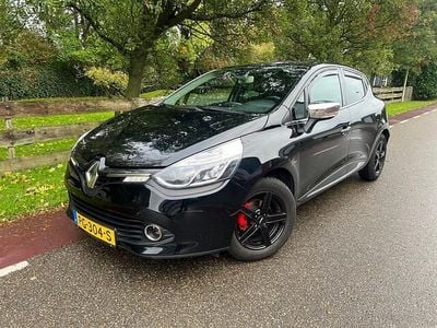 Zwart Occasion 2016 Renault Clio IV Iconic Hatchback | € 7.495 (Eerlijke prijs)