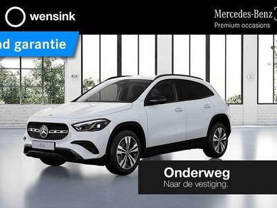 Wit Gebruikt 2024 Mercedes GLA250 Luxury SUV | € 46.850 (Eerlijke prijs)