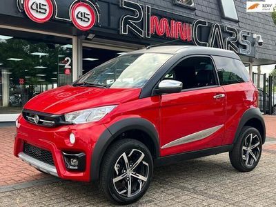 tweedehands Aixam Crossover Premium brommobiel | 2023 | 3dkm | Nieuwstaat 45km auto