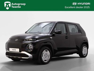 Zwart Nieuw 2025 Hyundai Inster Hatchback | € 24.690 (Goede deal)