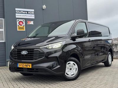 Zwart (metallic) Gebruikt 2024 Ford Transit Custom Trend Van | € 28.750 (Goede deal)