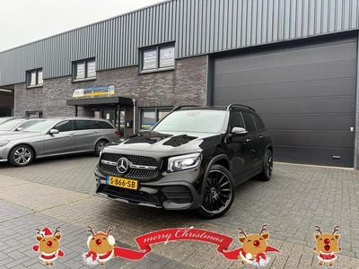 Zwart Gebruikt 2022 Mercedes GLB250 AMG line SUV | € 45.450 (Goede deal)
