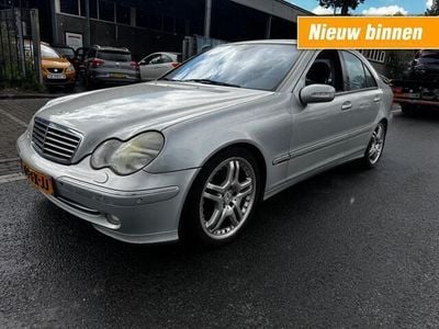 Mercedes C240