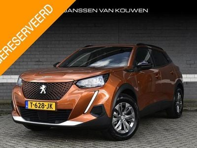 Oranje Gebruikt 2023 Peugeot e-2008 Active SUV | € 19.895 (Goede deal)