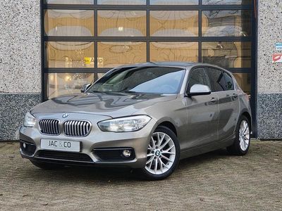 Grijs Gebruikt 2017 BMW 116 Executive Hatchback | € 15.350 (Eerlijke prijs)