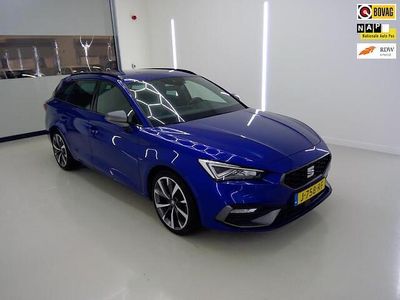 Blauw Gebruikt 2020 Seat Leon FR Stationwagen | € 20.999 (Eerlijke prijs)
