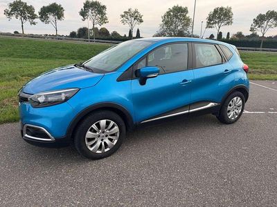 Blauw Gebruikt 2015 Renault Captur Expression SUV | € 11.950 (Eerlijke prijs)