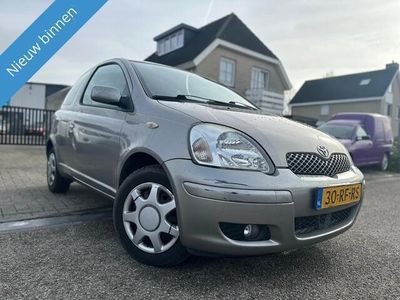 tweedehands Toyota Yaris 1.0 VVT-i S-Line MMT