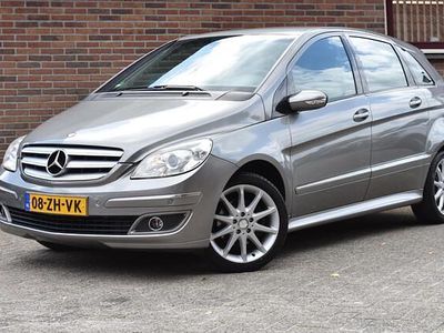 Mercedes B200
