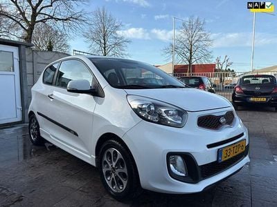 Wit Gebruikt 2012 Kia Picanto Start Hatchback | € 4.995 (Eerlijke prijs)