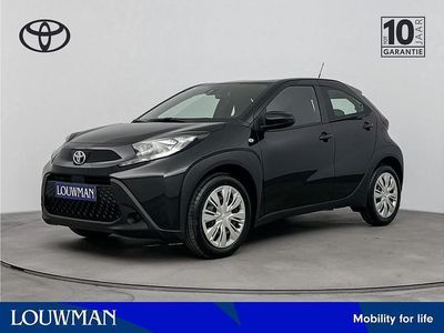 Grijs metallic Nieuw 2025 Toyota Aygo X Play SUV | € 20.395 (Eerlijke prijs)