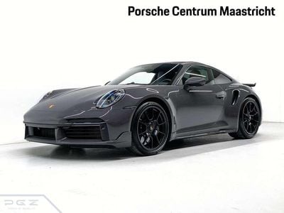 Grijs Occasion 2023 Porsche 992 Coupé | € 263.750 (Super prijs)