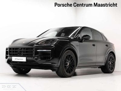 Nieuw Porsche Cayenne Black Edition 470 PK (345 kW) 2025 Zwart SUV