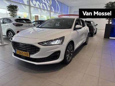 Wit Occasion 2023 Ford Focus Titanium X Hatchback | € 17.945 (Eerlijke prijs)