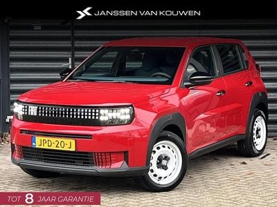 Rood Nieuw 2025 Fiat Grande Panda Red Hatchback | € 27.075 (Eerlijke prijs)