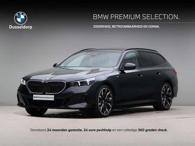 Zwart Occasion 2024 BMW 550e Performance Stationwagen | € 79.950