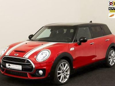 Occasion Mini Cooper Clubman Chili 192 PK (141 kW) 2016 Rood Stationwagen