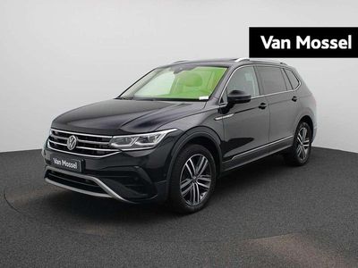 Zwart Gebruikt 2022 VW Tiguan Allspace Highline SUV | € 38.900 (Eerlijke prijs)