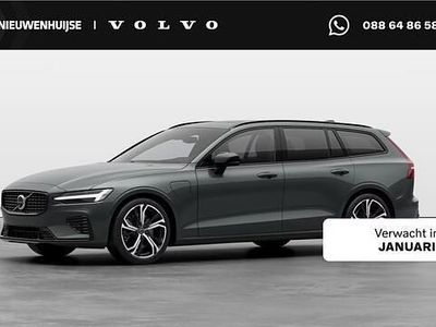 Groen Nieuw 2026 Volvo V60 Ultra Stationwagen | € 69.630