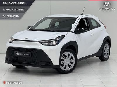 Wit Nieuw 2025 Toyota Aygo X Play SUV | € 23.245 (Goede deal)