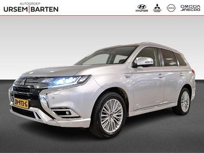 Grijs Gebruikt 2019 Mitsubishi Outlander P-HEV Intense+ SUV | € 17.930 (Eerlijke prijs)