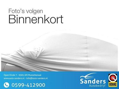 Wit Gebruikt 2019 Mercedes B180 Business MPV | € 24.950 (Eerlijke prijs)