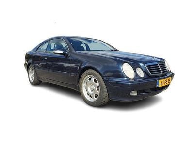 Zwart (metallic) Occasion 2000 Mercedes CLK320 Elegance Coupé | € 2.545 (Eerlijke prijs)
