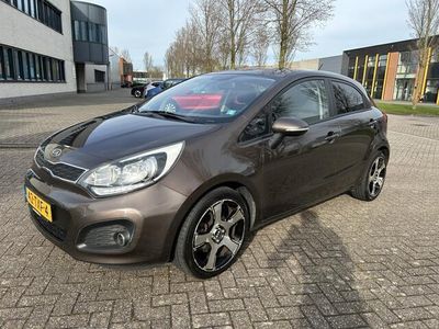 tweedehands Kia Rio 1.4 CVVT Plus Pack 109PK 1eEIG/AIRCO/CRUISE/NAP!