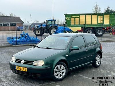 tweedehands VW Golf IV 1.4-16V