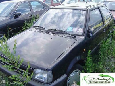 Zwart Gebruikt 1992 Nissan Micra Hatchback | € 950