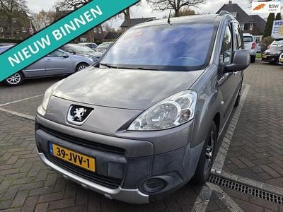Grijs Gebruikt 2009 Peugeot Partner Tepee MPV | € 4.299 (Eerlijke prijs)