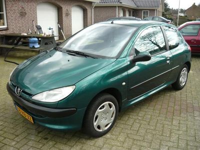 tweedehands Peugeot 206 1.4 XT