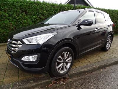 tweedehands Hyundai Santa Fe 2.2 CRDI BUS. ED 200 Pk--Grijskenteken-Navi-Cruise-Hill Hold-Tre