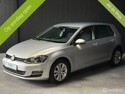 Overige Occasion 2014 VW Golf VII Cup Hatchback | € 9.249 (Goede deal)