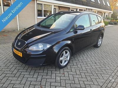 Occasion Seat Altea XL Reference 125 PK (91 kW) 2010 Zwart MPV
