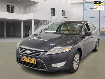 Grijs Occasion 2008 Ford Mondeo Ghia Hatchback | € 2.950 (Eerlijke prijs)
