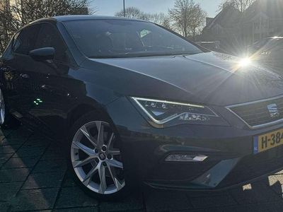 Grijs Gebruikt 2019 Seat Leon FR Stationwagen | € 17.950 (Eerlijke prijs)