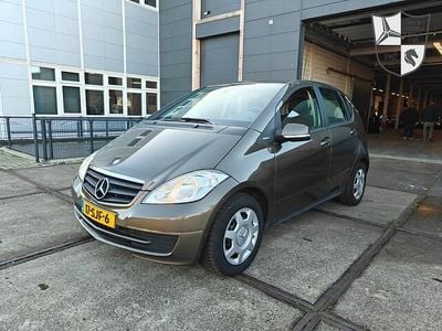 Bruin Gebruikt 2011 Mercedes A160 Business MPV | € 2.450 (Super prijs)