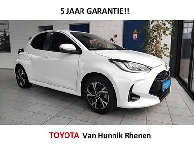 Wit Occasion 2024 Toyota Yaris Hybrid Style Hatchback | € 24.750 (Eerlijke prijs)