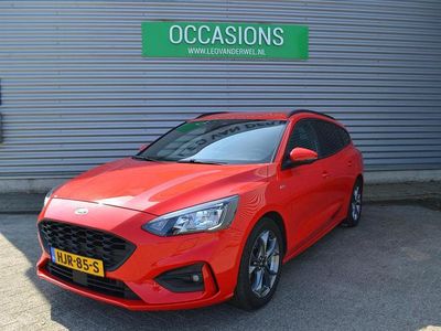 Rood Occasion 2021 Ford Focus ST-Line Stationwagen | € 21.900 (Eerlijke prijs)