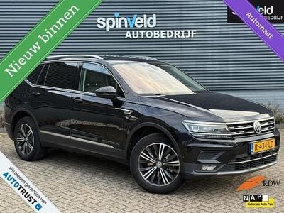 Zwart Occasion 2018 VW Tiguan Allspace Highline SUV | € 19.999 (Goede deal)