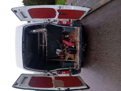 Wit Occasion 2004 Renault Master | € 4.200 (Iets duurder)