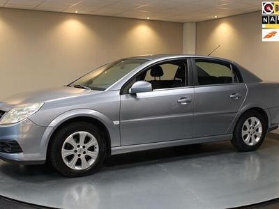 Grijs (metallic) Gebruikt 2008 Opel Vectra Business Sedan | € 2.940 (Duur)