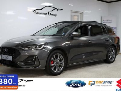 Grijs, metallic lak Gebruikt 2023 Ford Focus ST-Line X Stationwagen | € 28.400 (Duur)